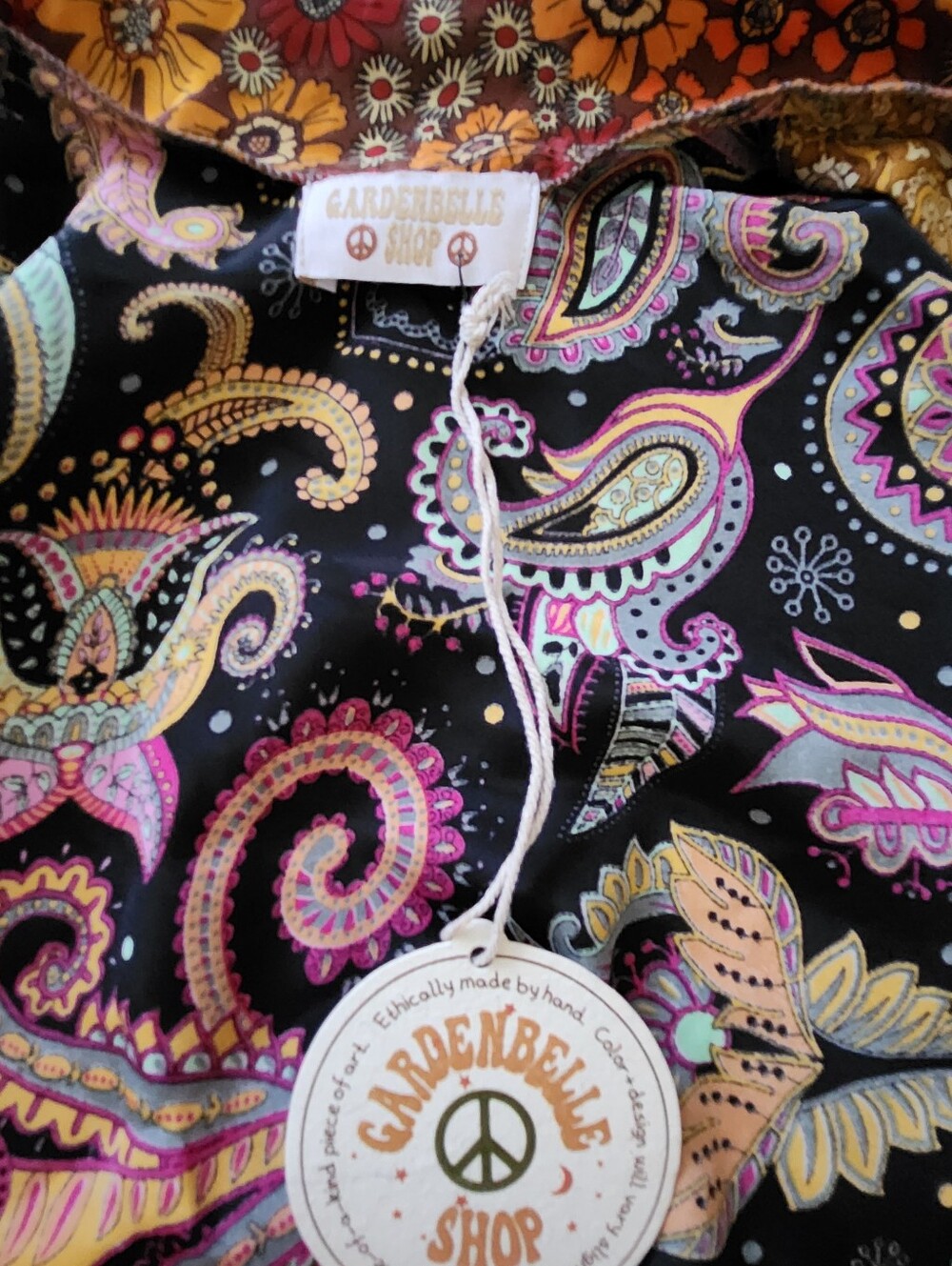 Gardenbelle Silk Robe - Picture 5 of 5